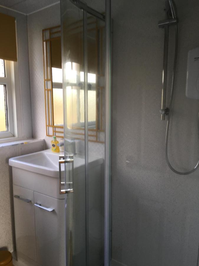 8 Sandy Bottom Sandown Bay Holiday Park, Reduced Ferry, Please Contact Us Exterior photo